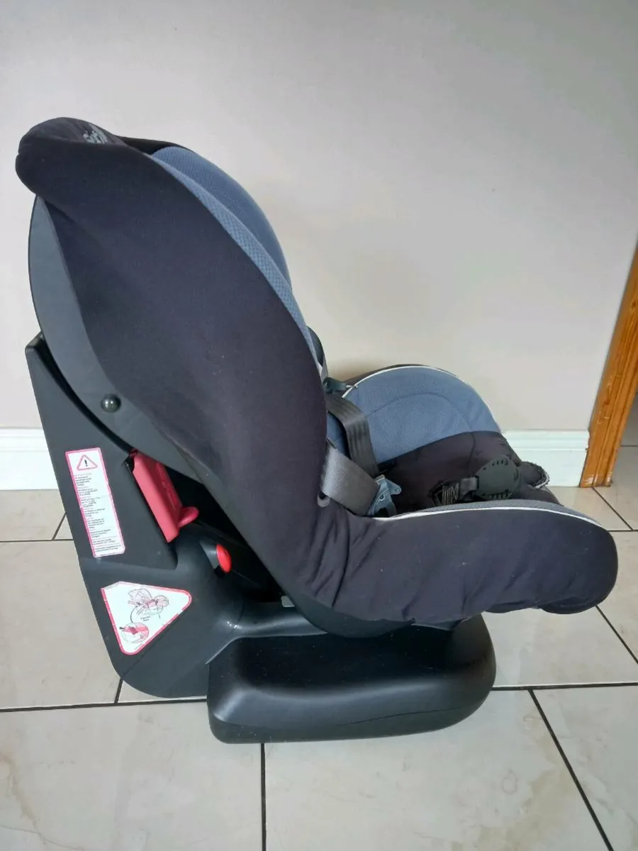 Child Car Seat - Image 3