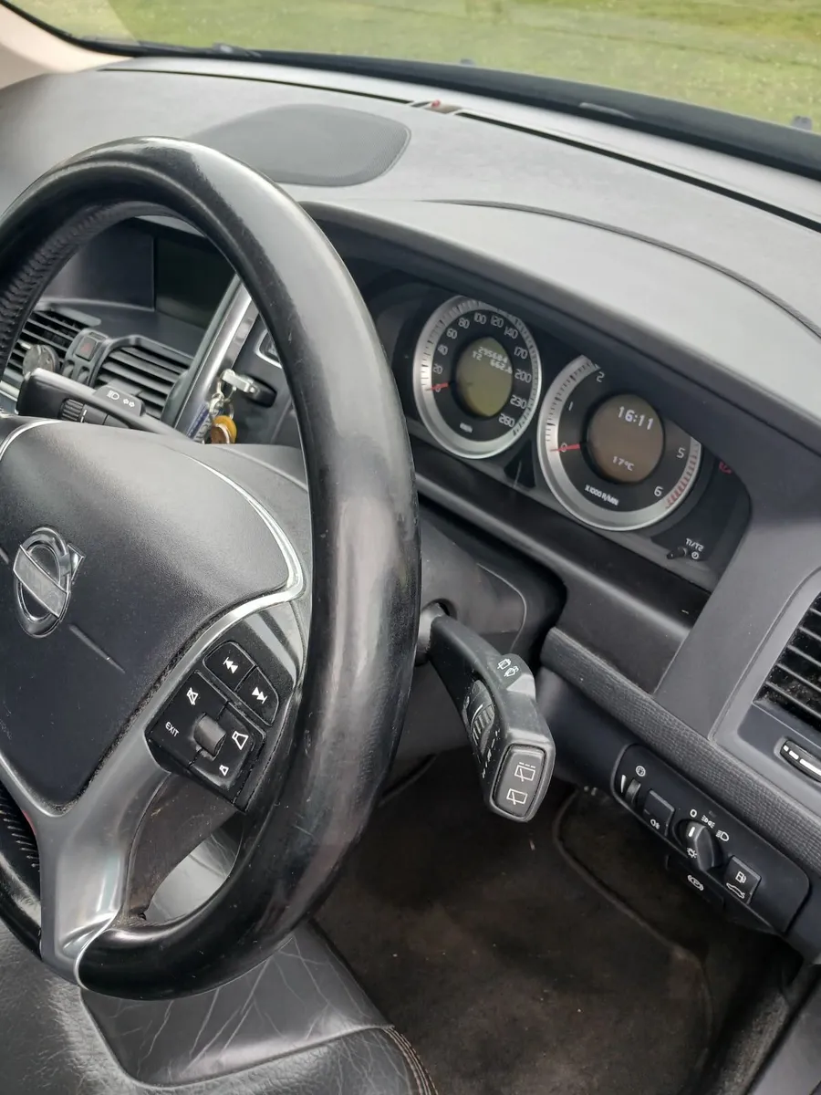 Volvo XC60 2012 - Image 3