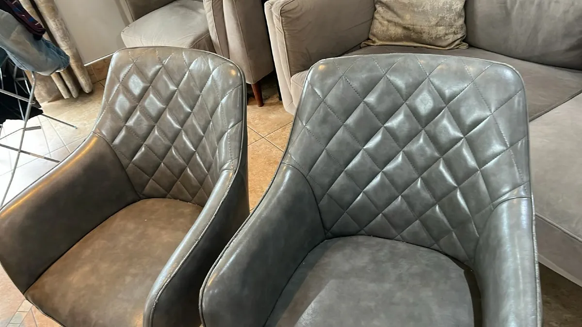 Kitchen chairs - Image 2