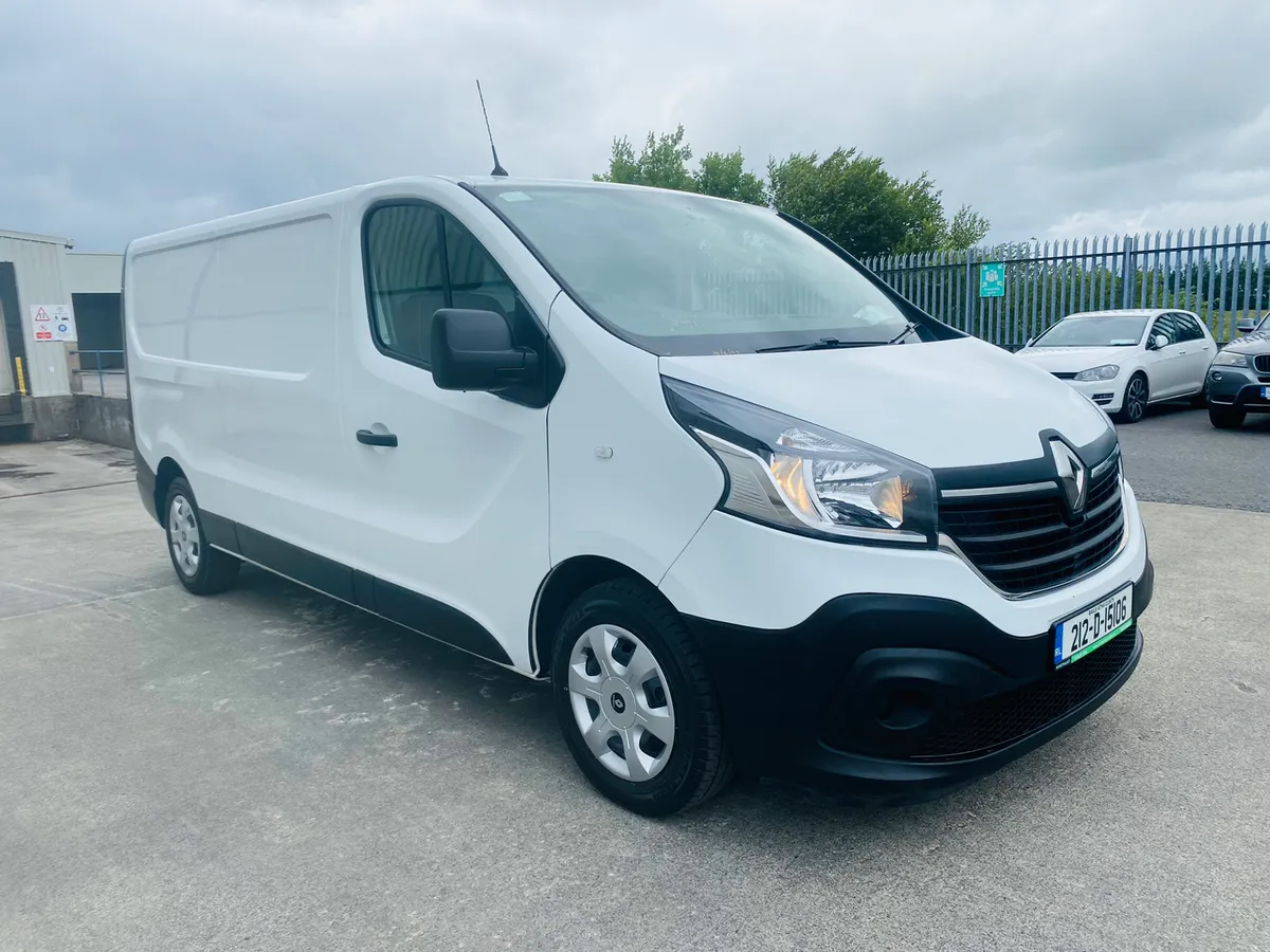 212 Renault Trafic 2.0 120bhp LWB €13,950 + VAT - Image 3