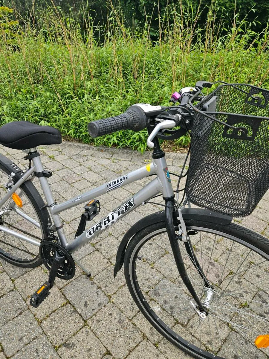 A ladies & a man's bike. - Image 2