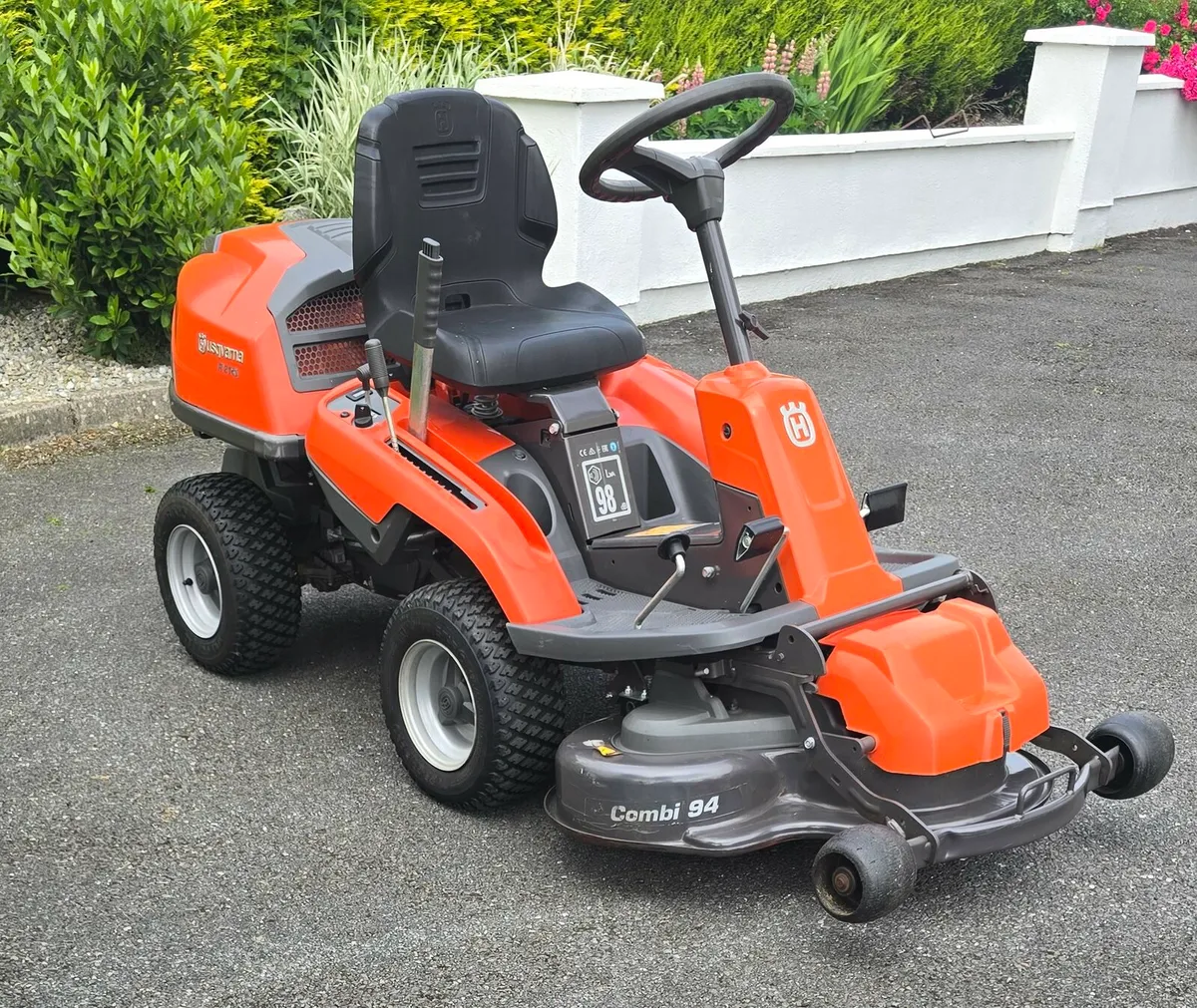 Husqvarna R214TC - Image 1