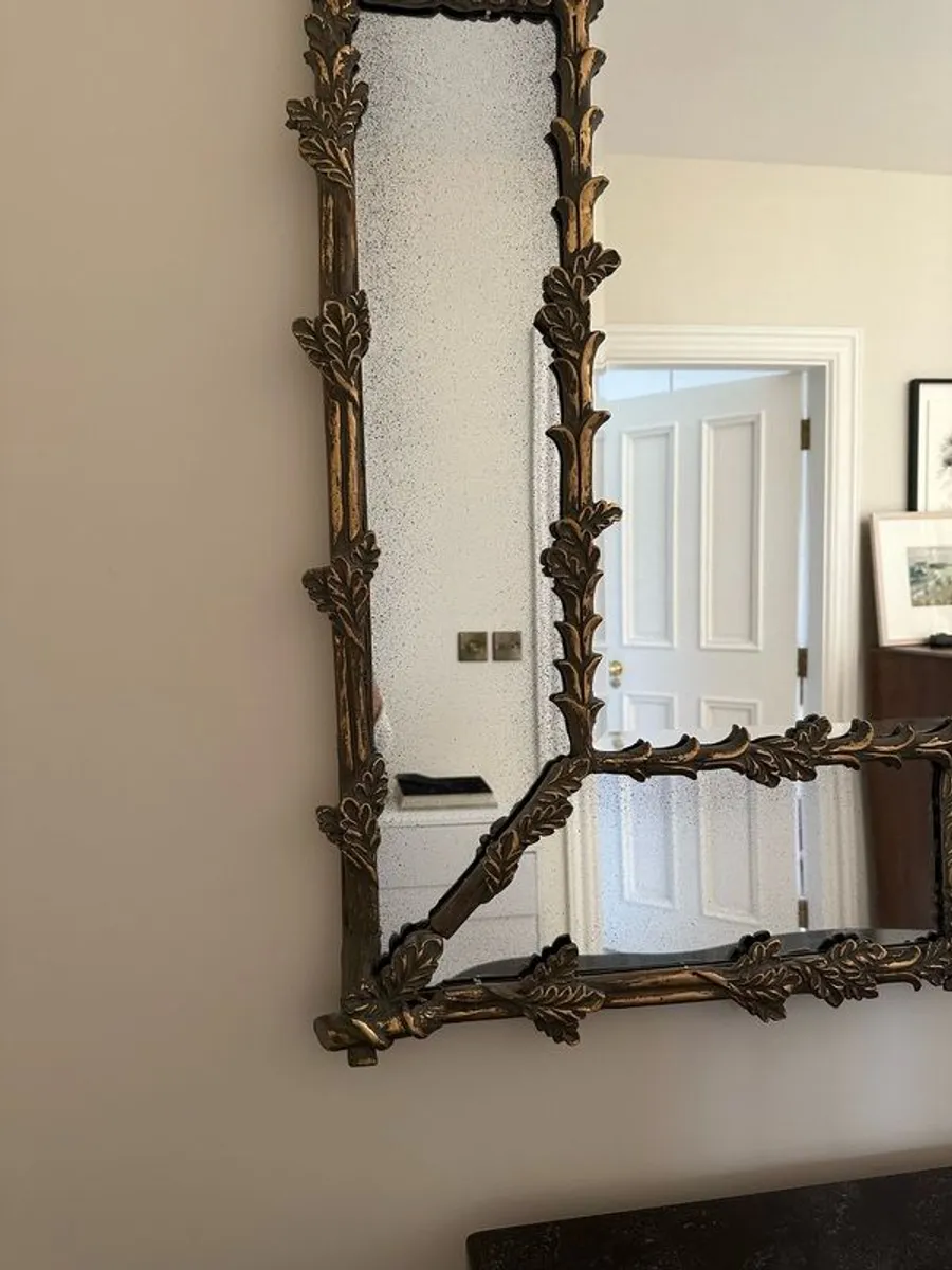 large gold decorative mirror - Image 1