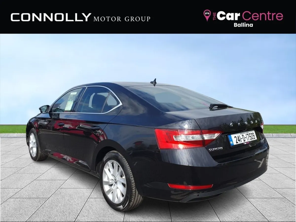 Skoda Superb Superb AMB 2.0tdi 150HP DSG - Image 3