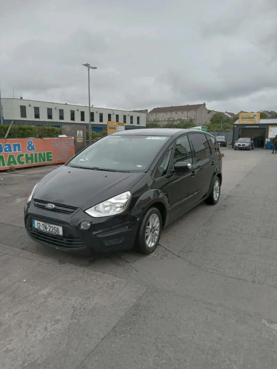 12 FORD S-MAX NCT 3/26 TAXED 8/25 €2950 ono - Image 2