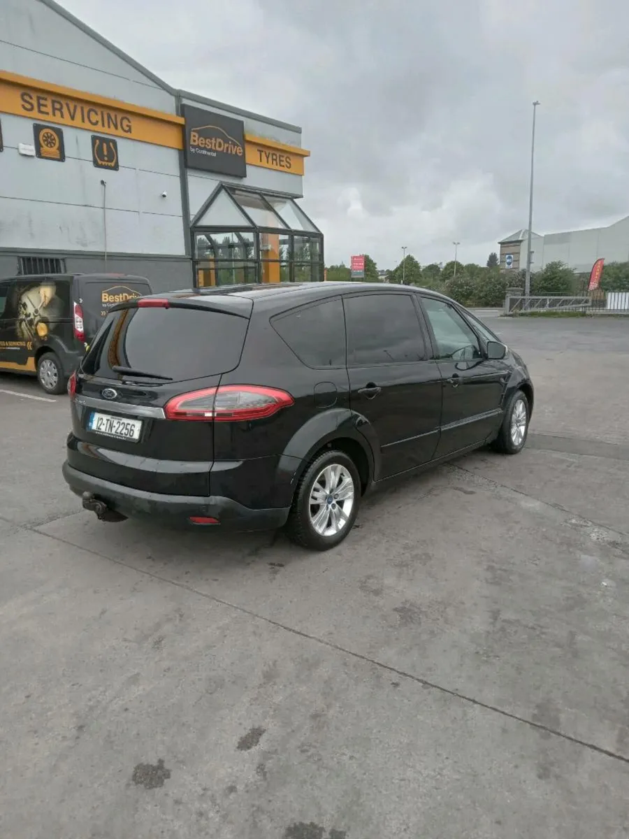 12 FORD S-MAX NCT 3/26 TAXED 8/25 €2950 ono - Image 4