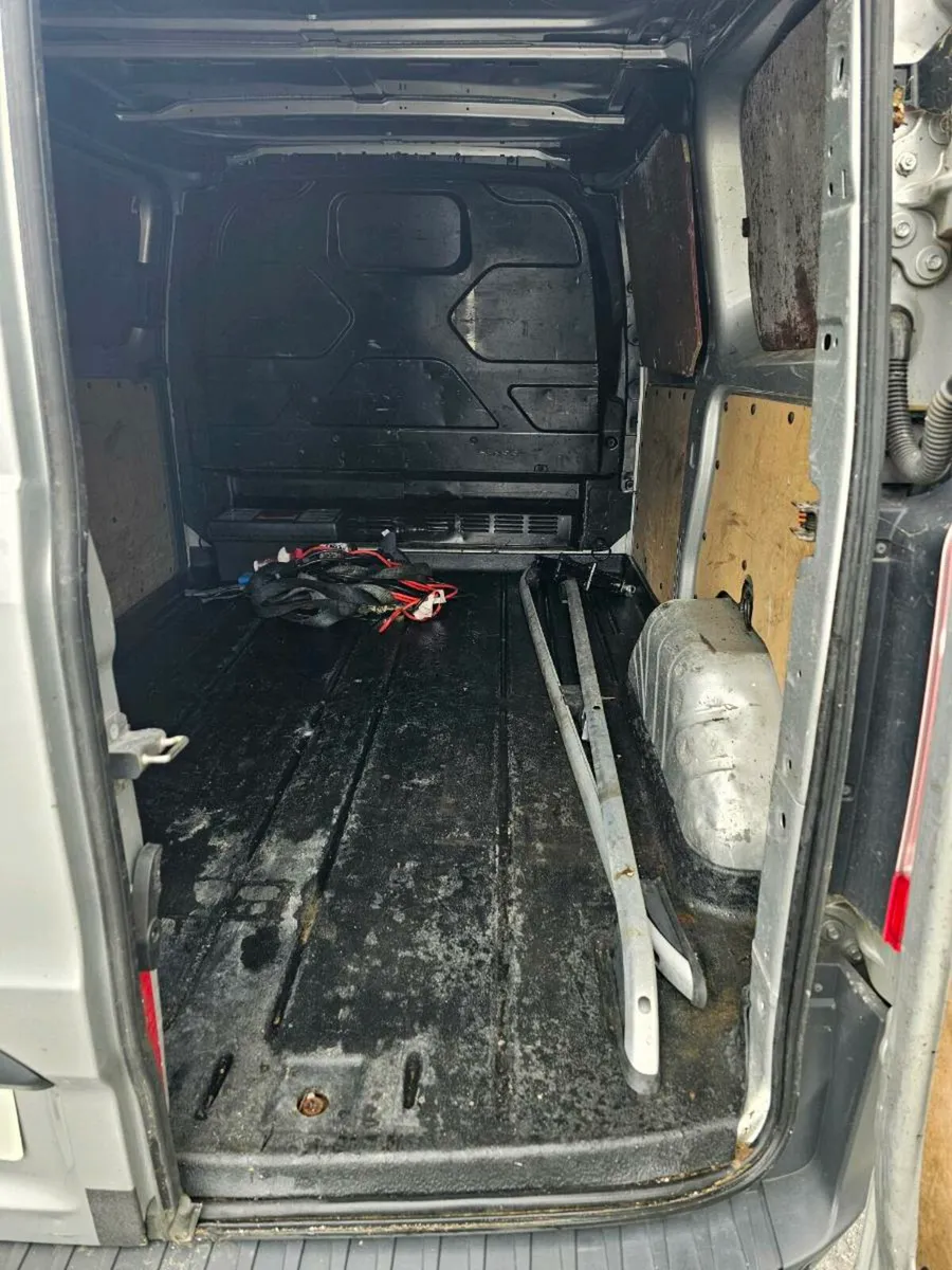 Ford transit custom - Image 2