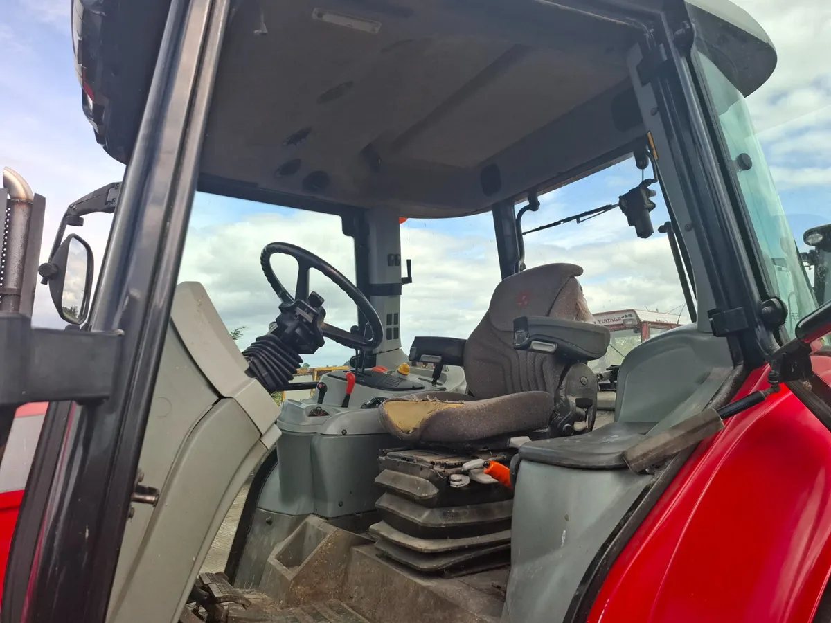 2007 Massey Ferguson 5455 - Image 4