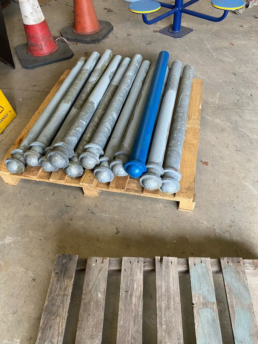 GALVANISED STEEL BOLLARDS