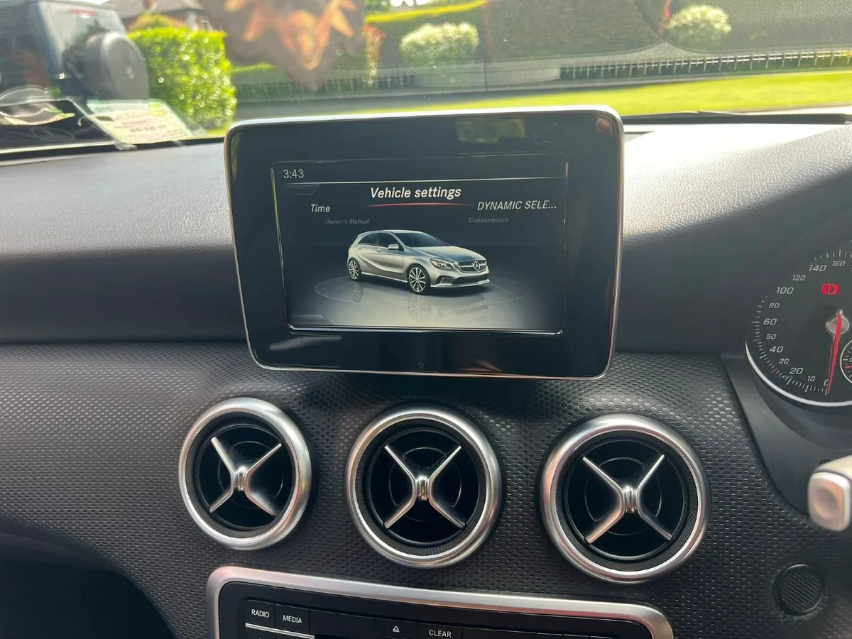 Mercedes-Benz A-Class 2018!!! in a White finish - Image 2