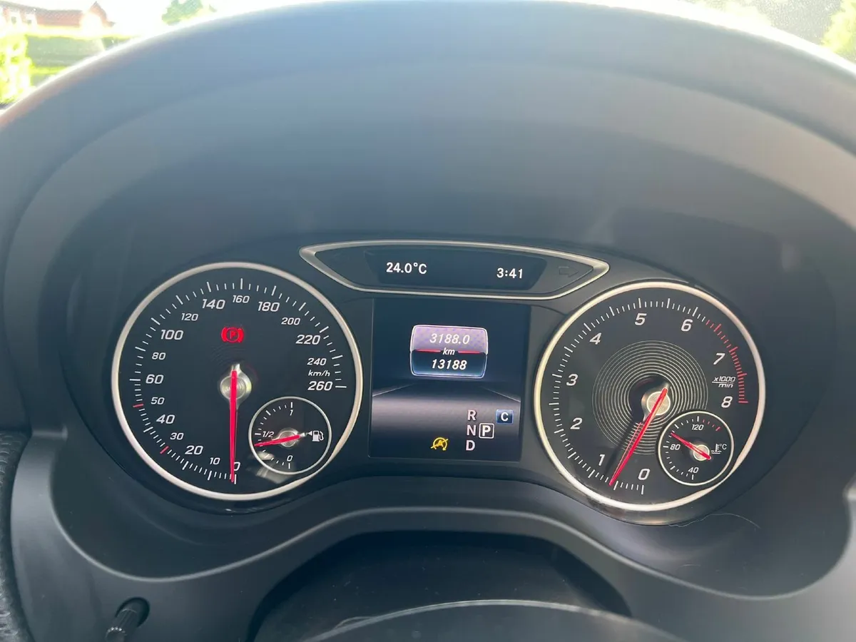 Mercedes-Benz A-Class 2018!!! in a White finish - Image 3