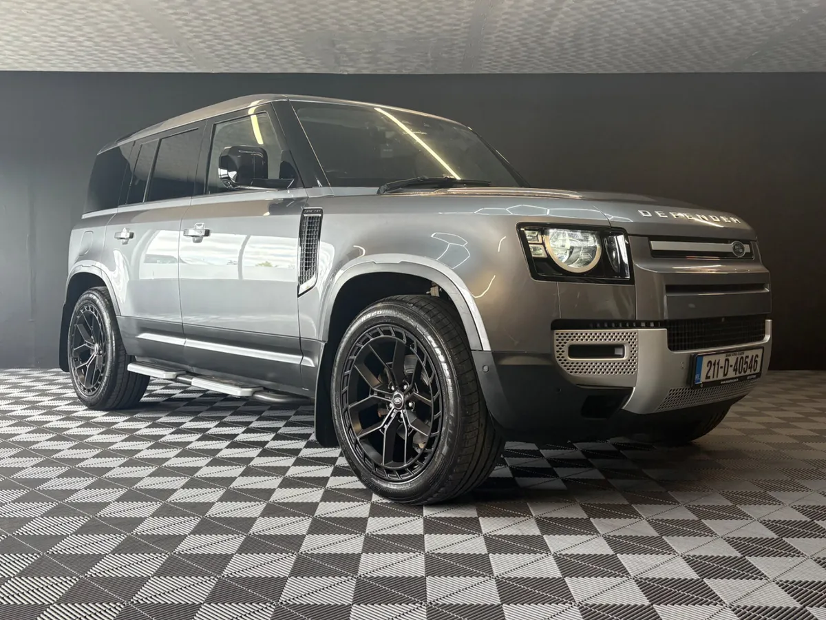 2021 Defender 110 3.0D Black Edition - Image 4