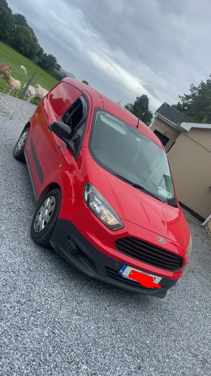 Ford Transit Courier - Image 1