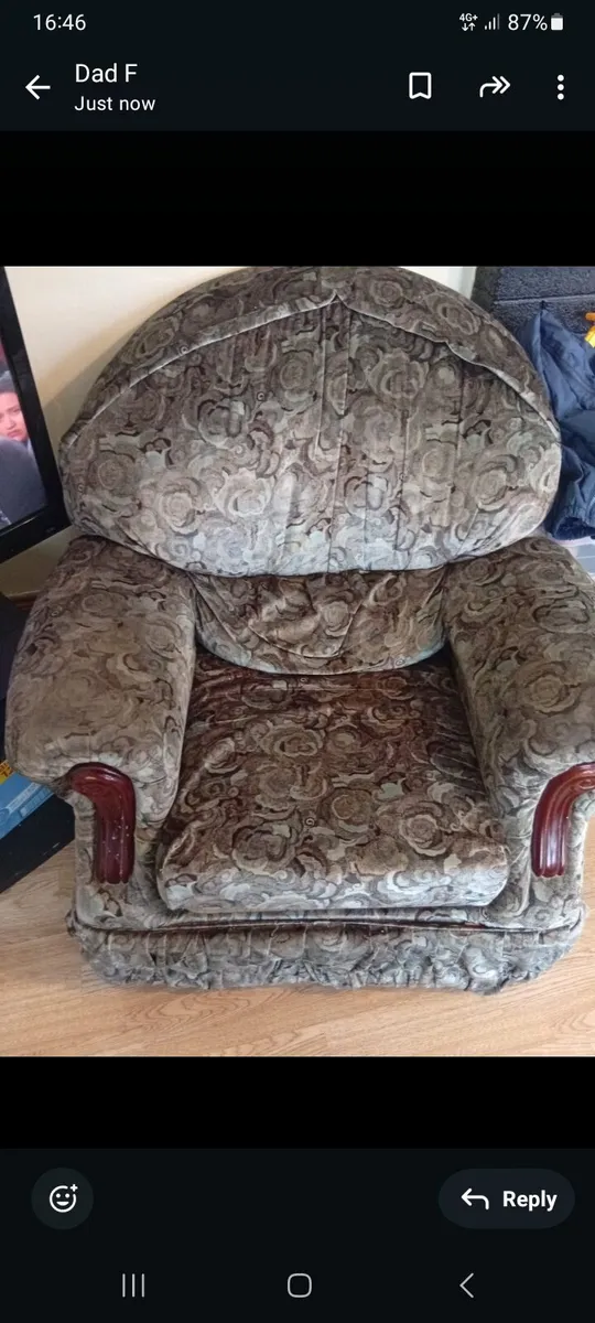 Couch and 1 armchair - Image 3