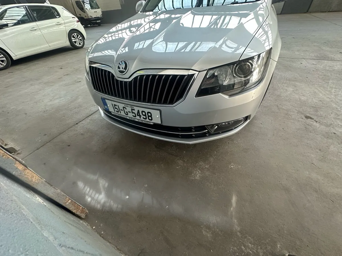 Skoda Superb 2.0 - Image 3
