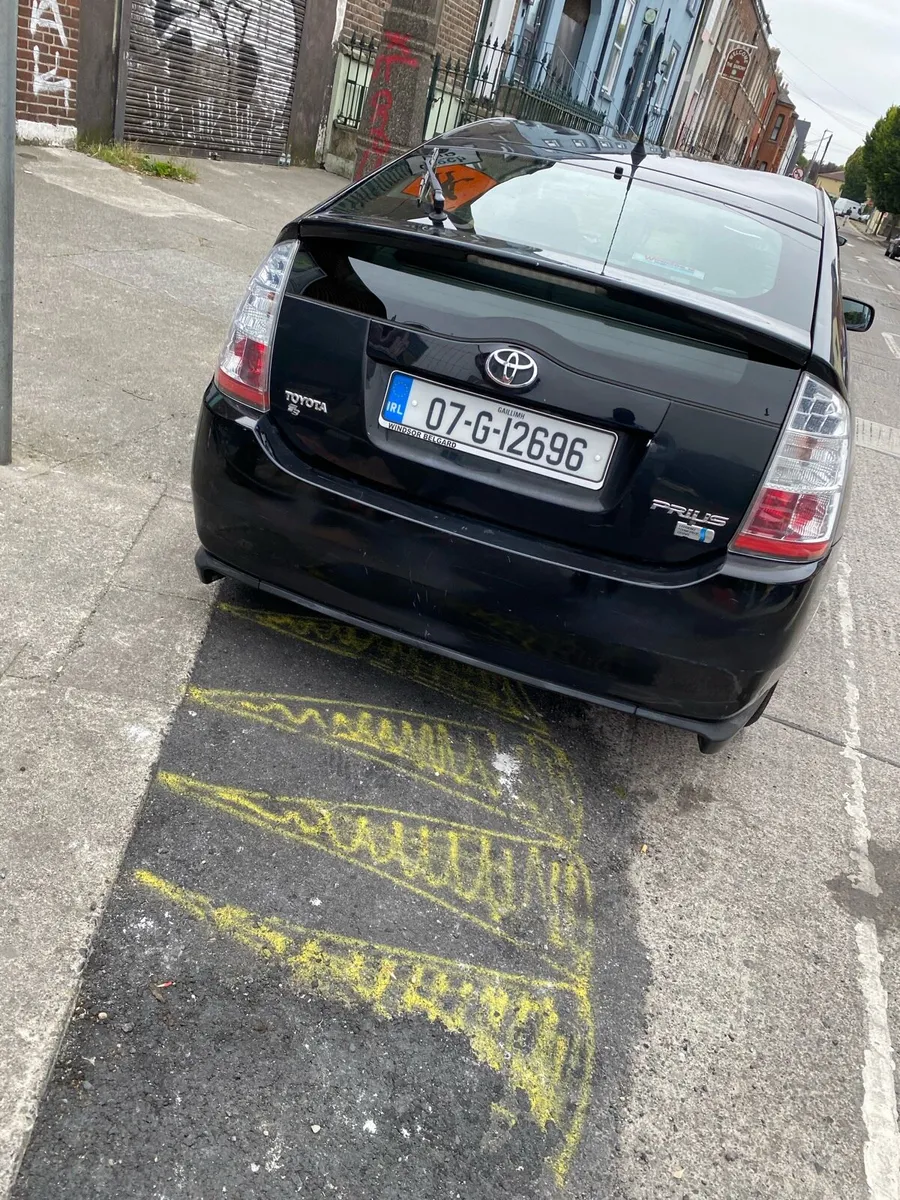 Toyota Prius - Image 2