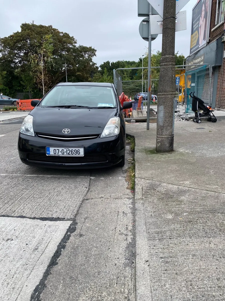 Toyota Prius - Image 3