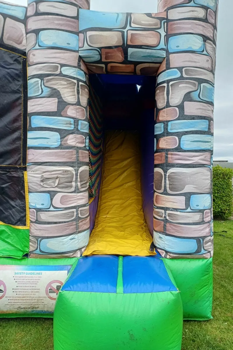 Bouncy Castle  -  FOR SALE - Image 4