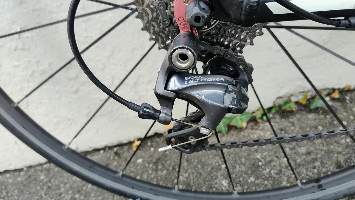 CUBE Road Bike - Image 2