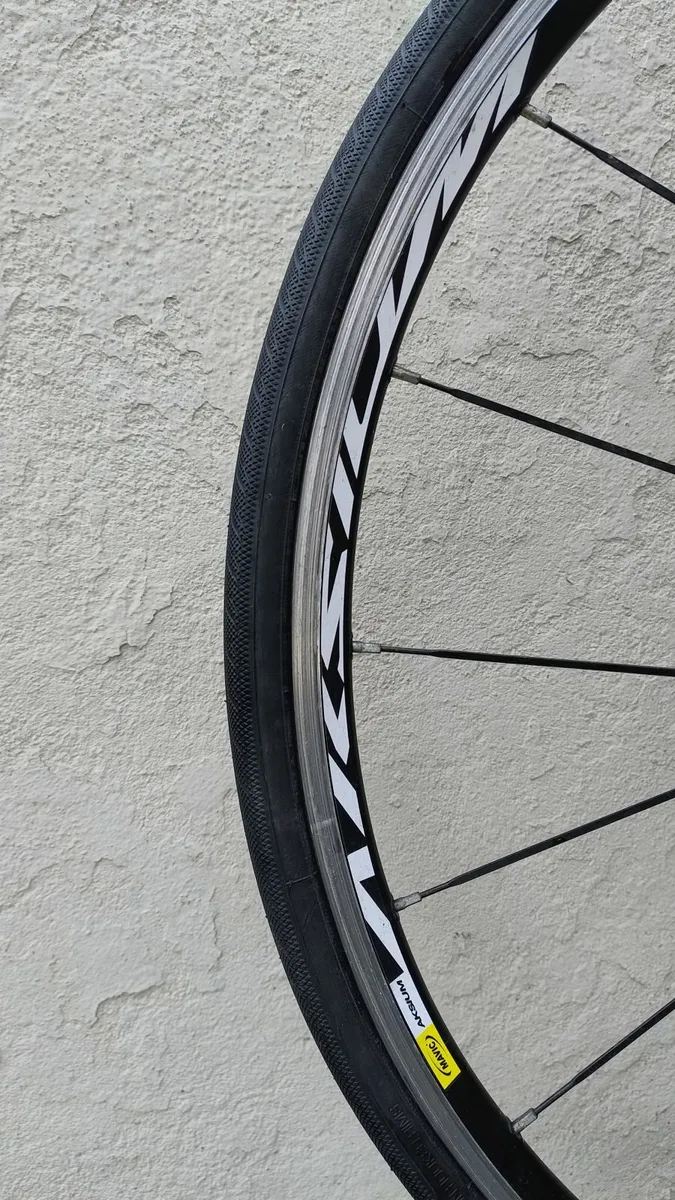 CUBE Road Bike - Image 3