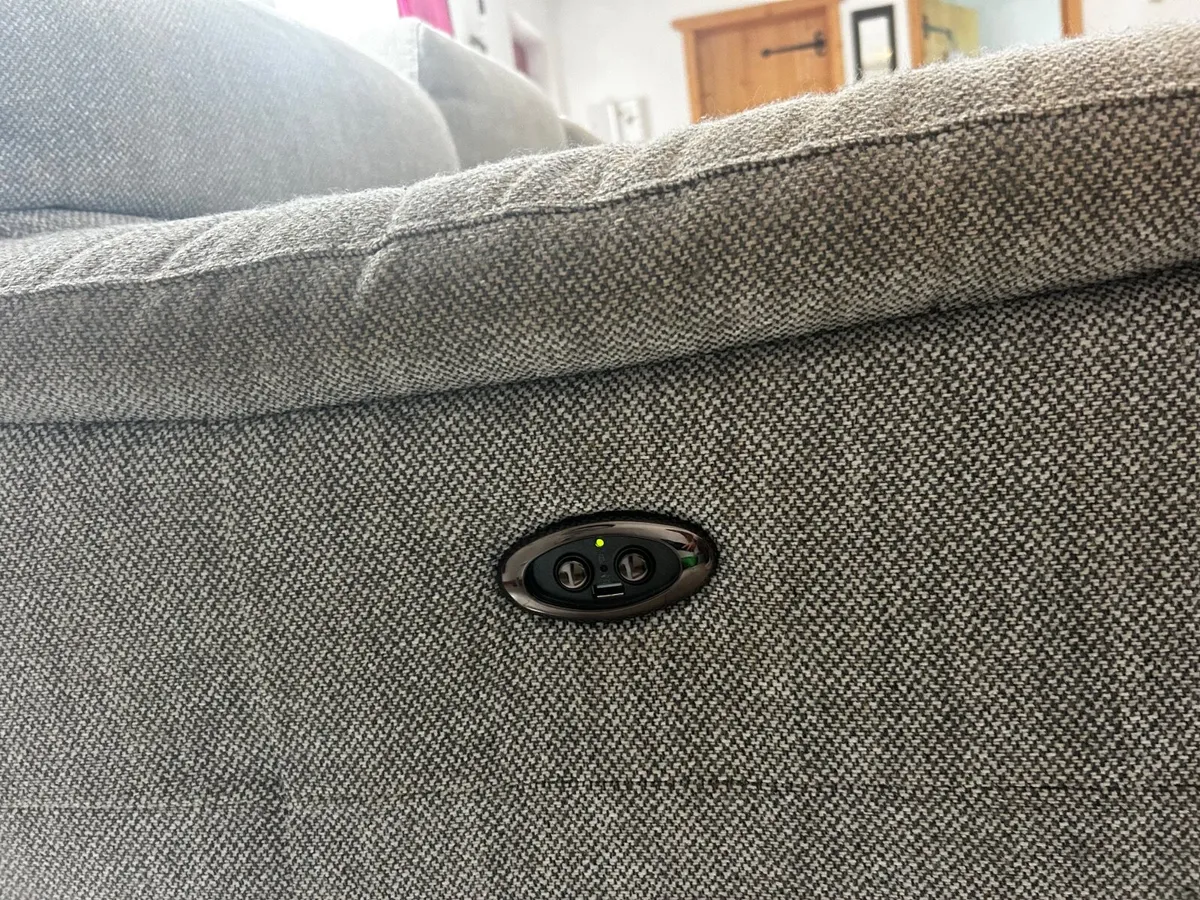 Couch - Image 3