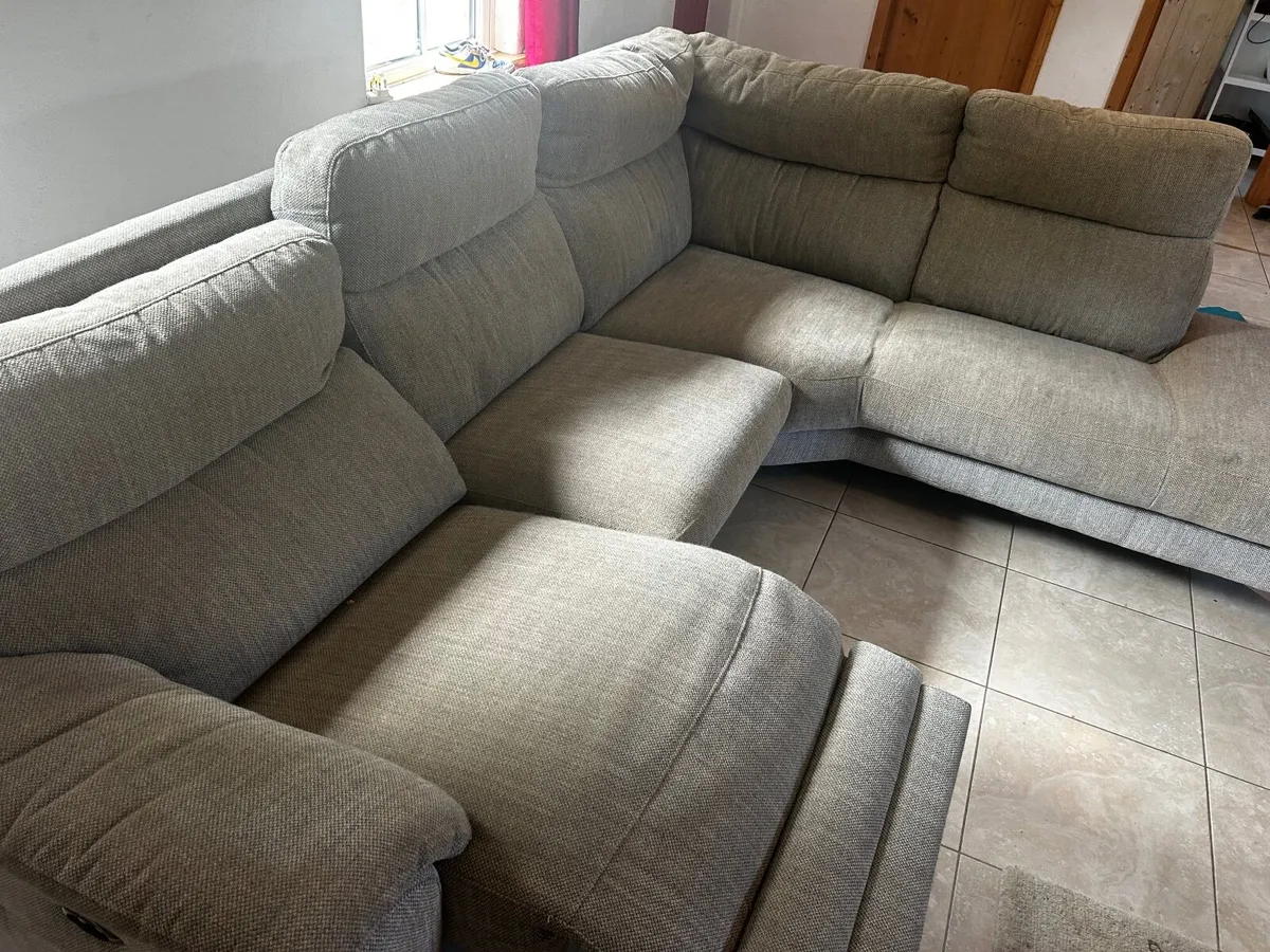 Couch - Image 4