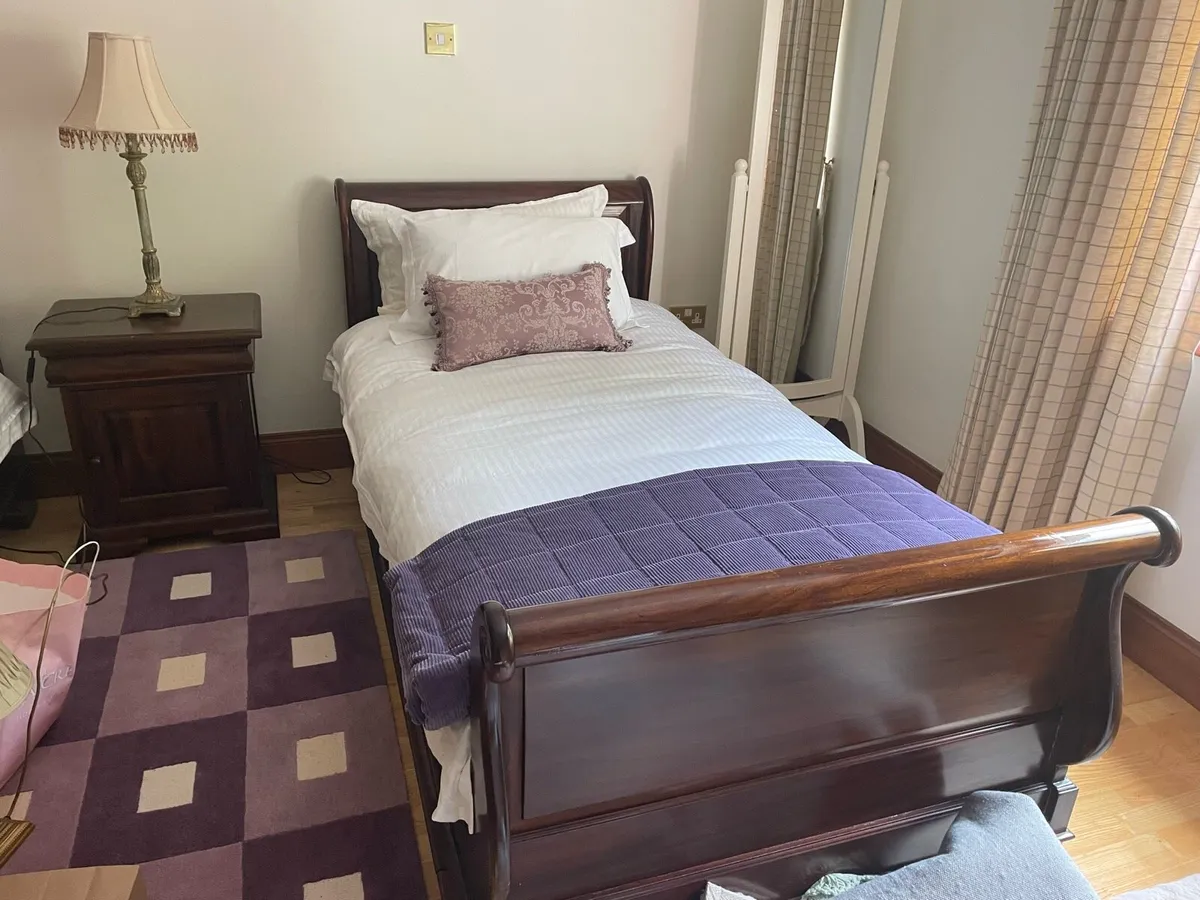 2 Sleigh Single Beds + Matching Locker - Image 3