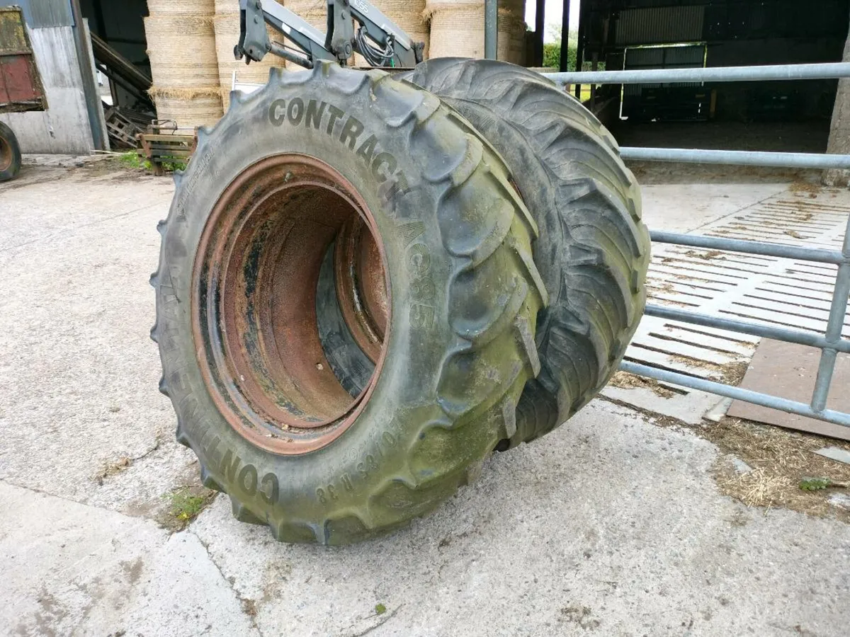 Duel wheels - Image 1