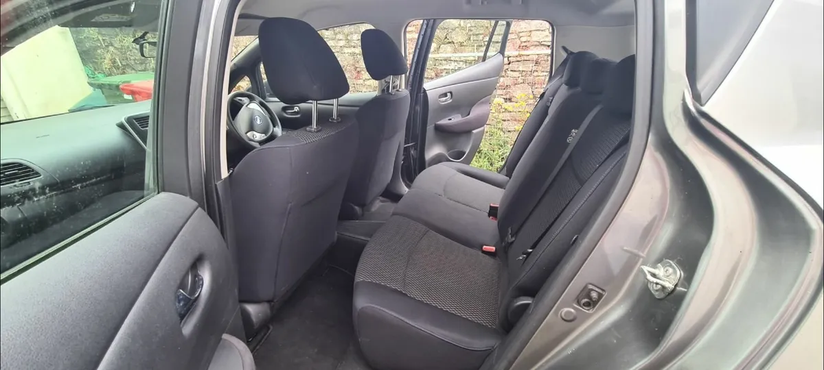 Nissan Leaf 2016 - Image 2