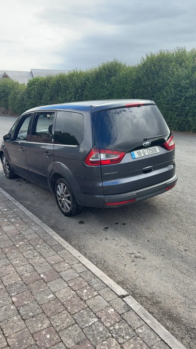 Ford Galaxy - Image 2