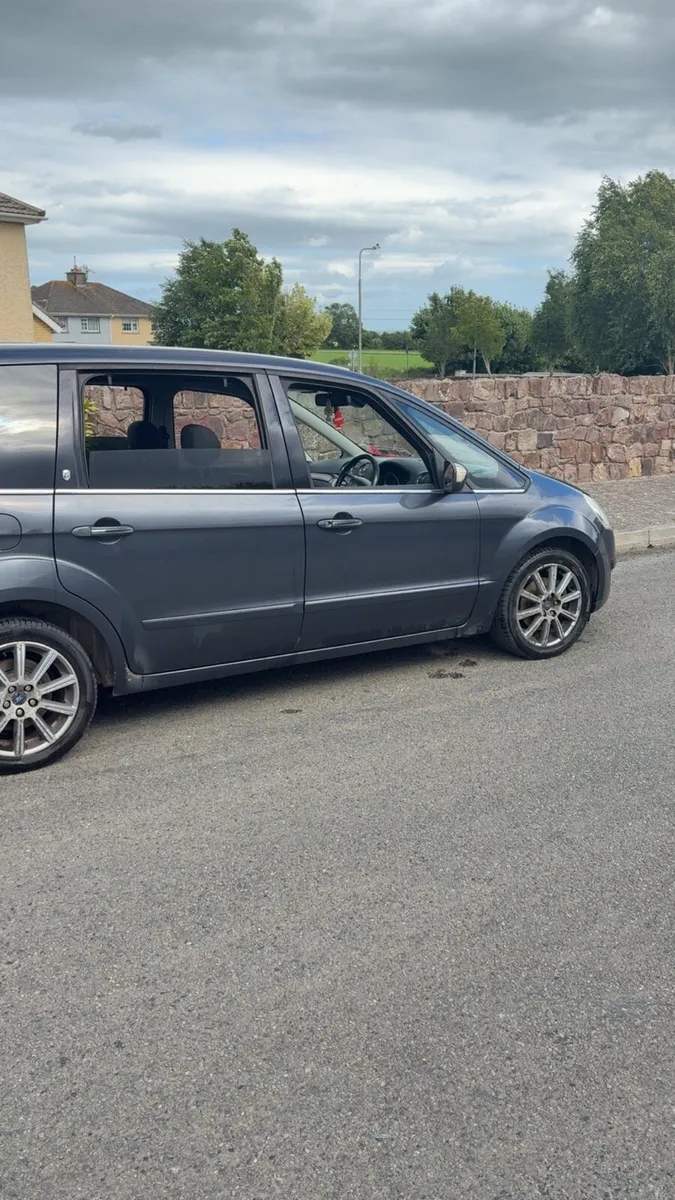 Ford Galaxy - Image 3