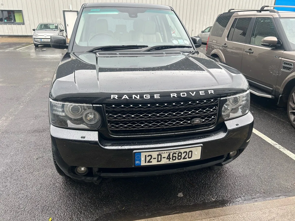 Range Rover Vouge 4.4 TDV8 N1 5Seater - Image 3