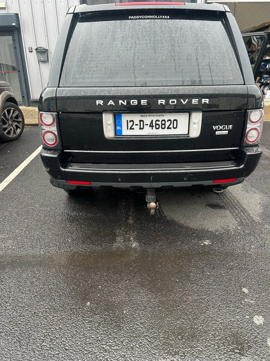 Range Rover Vouge 4.4 TDV8 N1 5Seater - Image 4