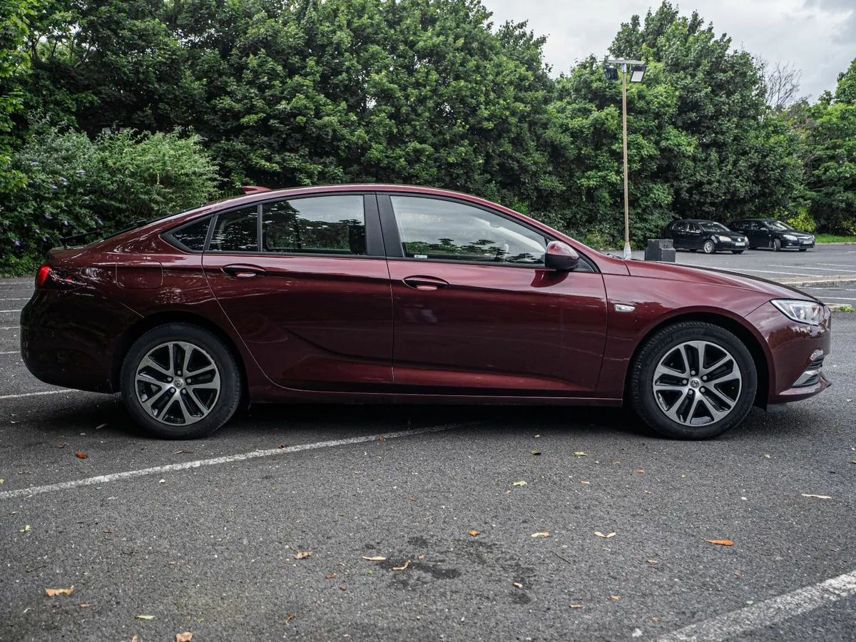 Vauxhall Insignia 2018 - Image 3