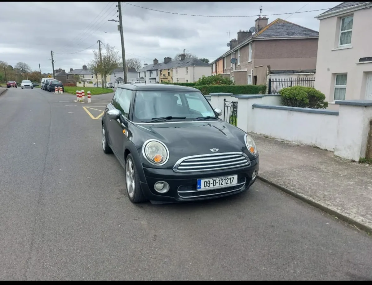 Mini Cooper 1.6 Diesel 3DR, 2009 - Image 2