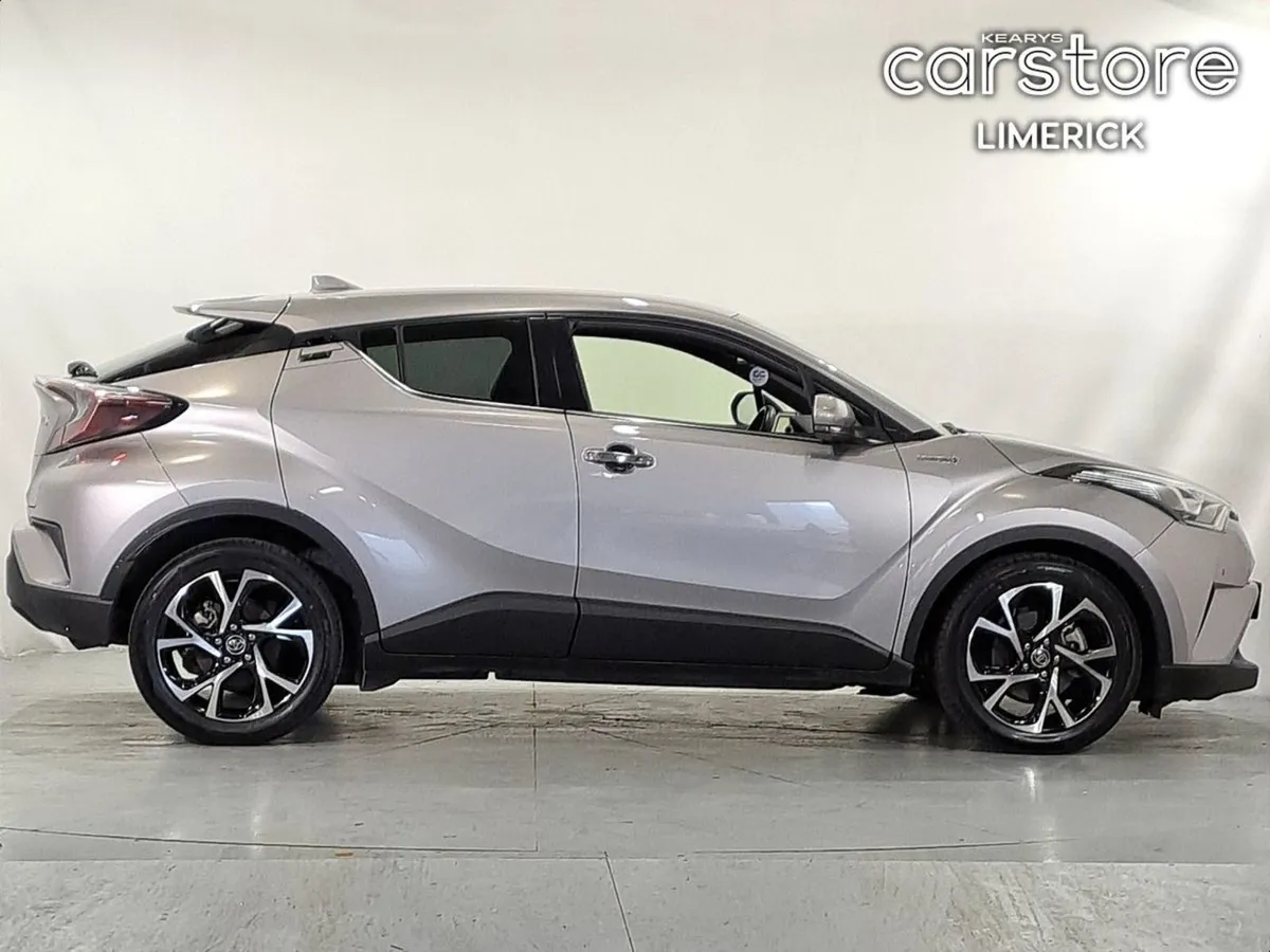 Toyota C-HR 1.8 PET Hybrid 5DR - Image 2