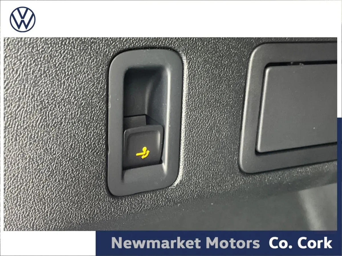 Volkswagen Tiguan Factory Electric Towbar Edition - Image 3