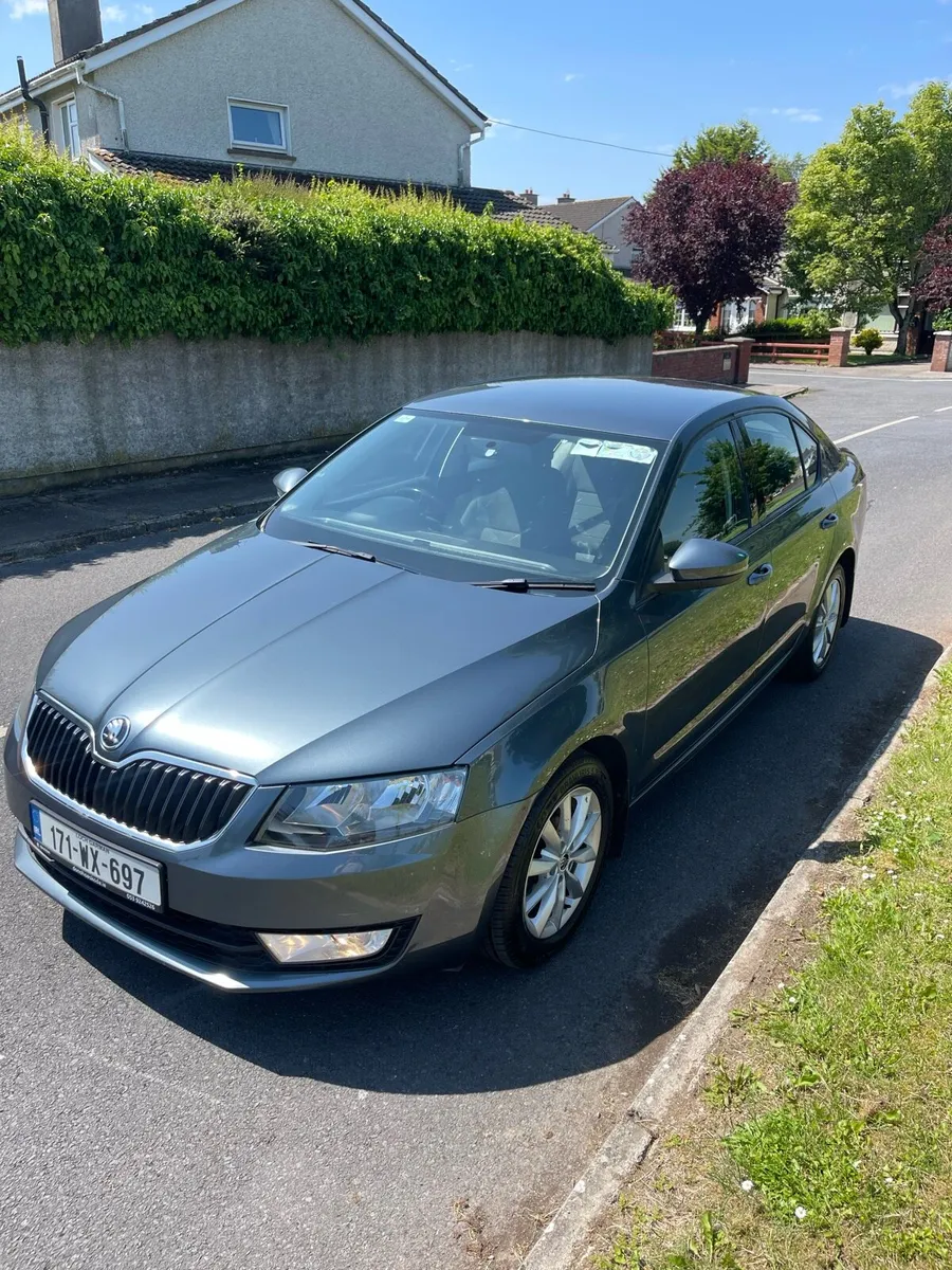 2017 Skoda Octavia - Image 2