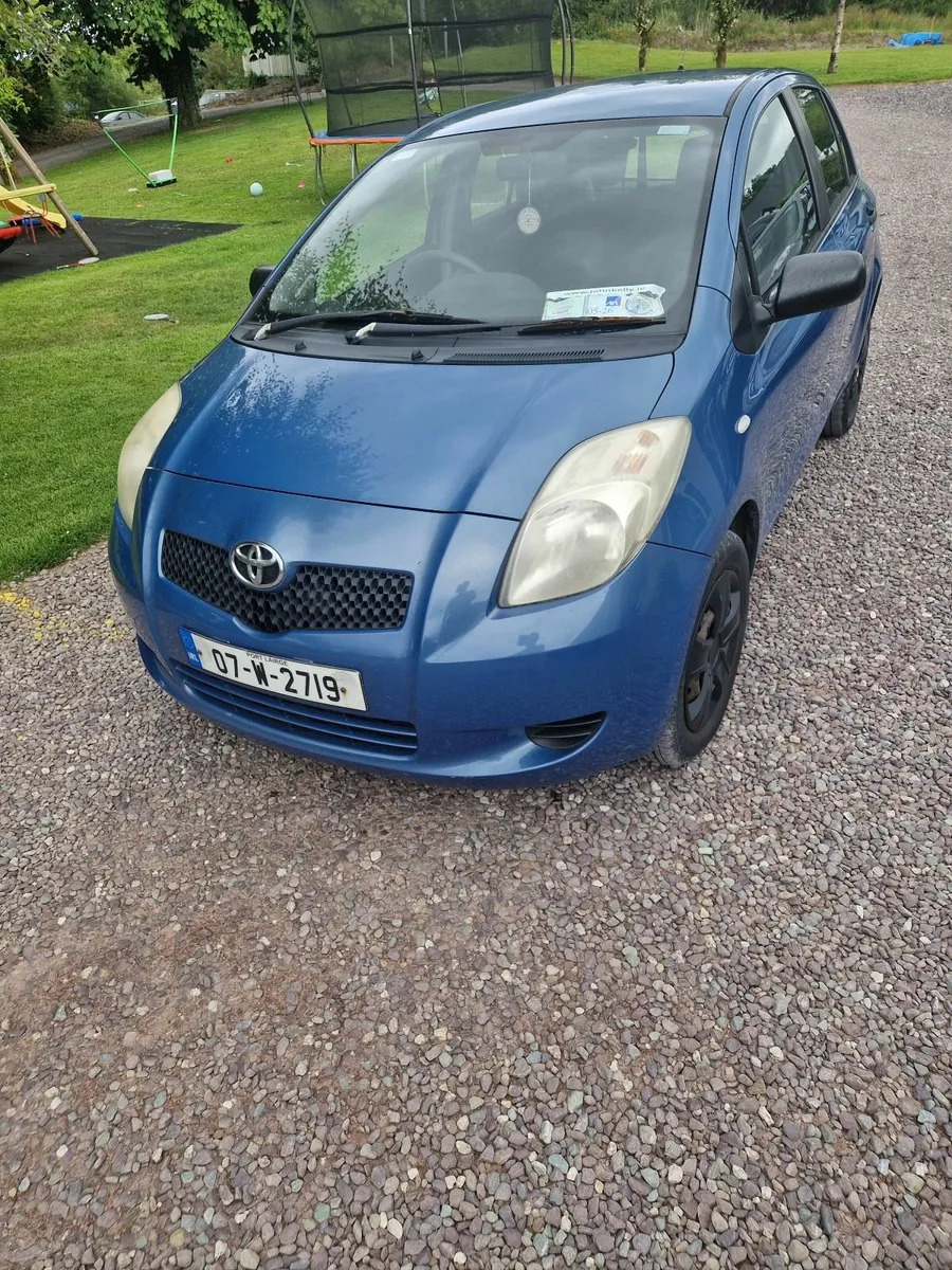 Toyota Yaris 2007 - Image 3