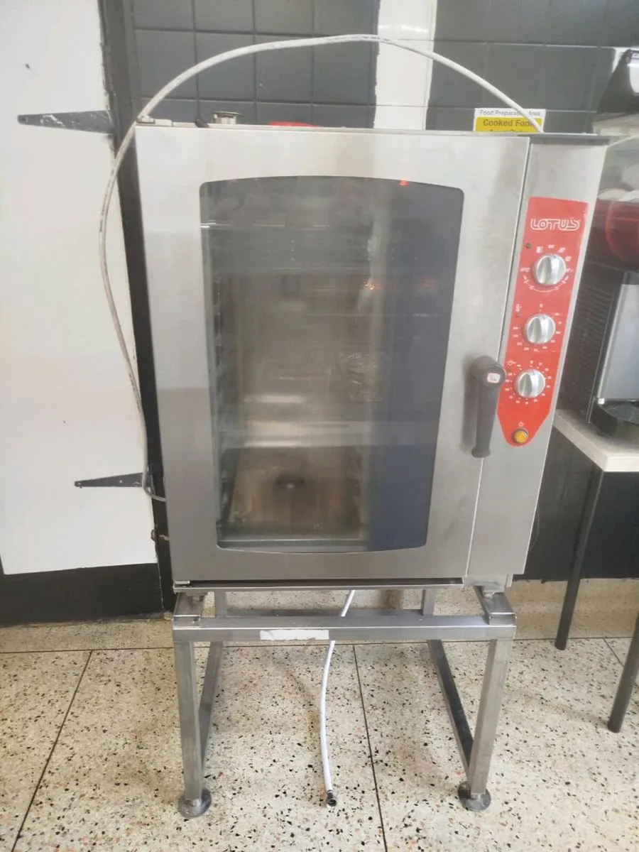 Oven - Image 1