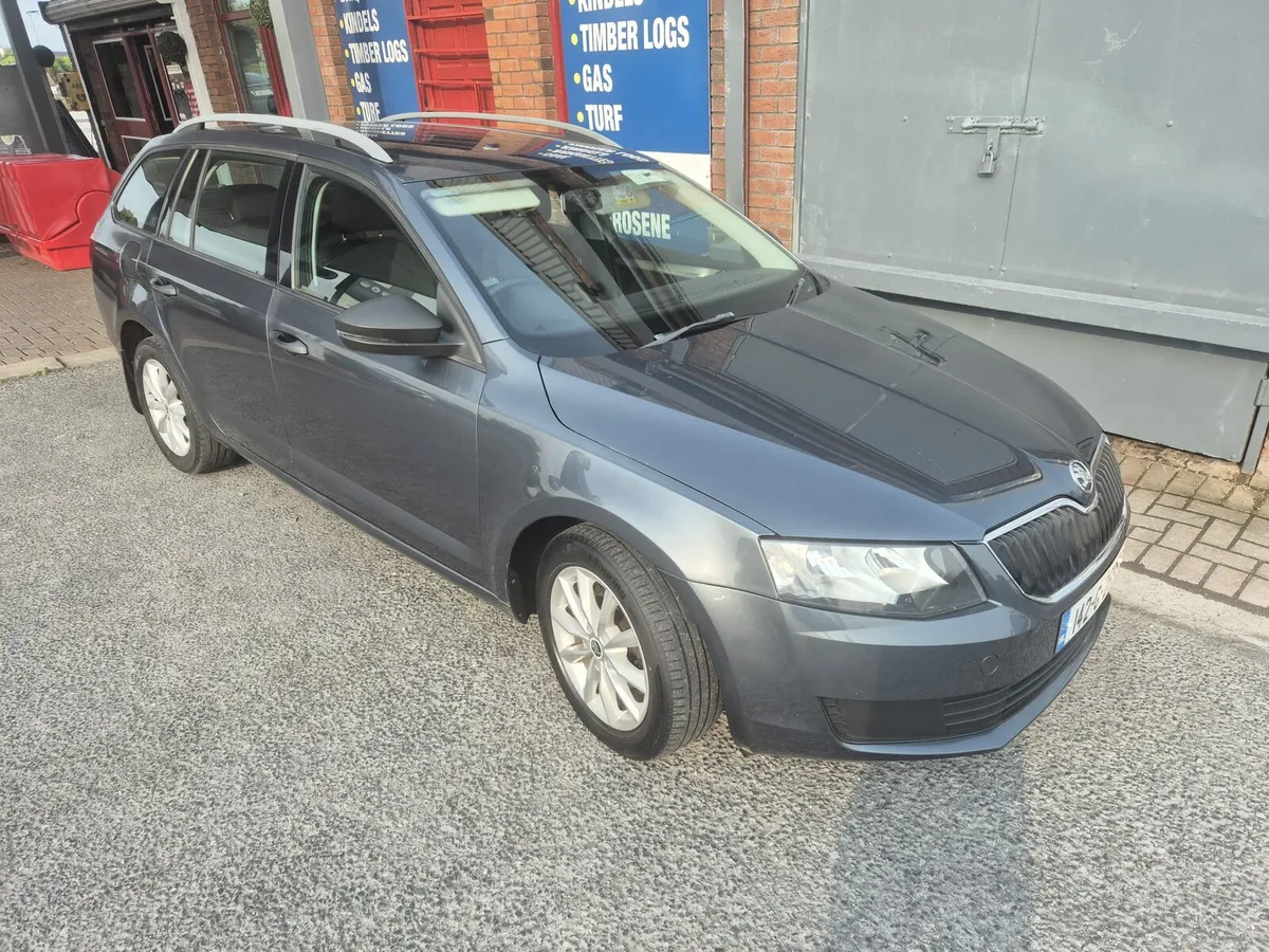 Skoda Octavia 1.6 Diesel - Image 3