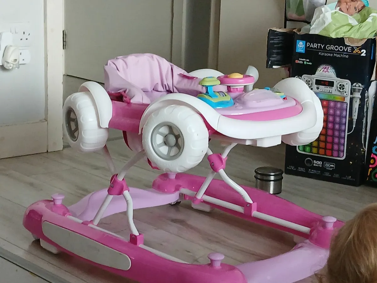 Baby walker - Image 2