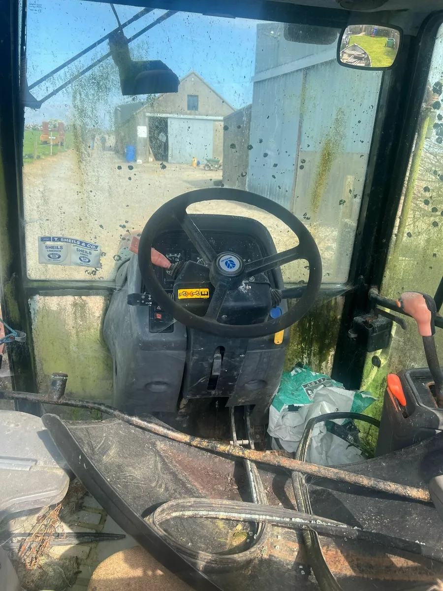 8260 newholland - Image 2