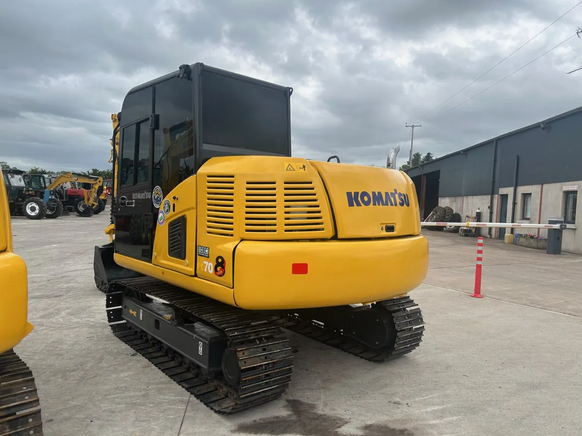 x2 Komatsu PC 70-8  Year 22 & 23 - Image 4