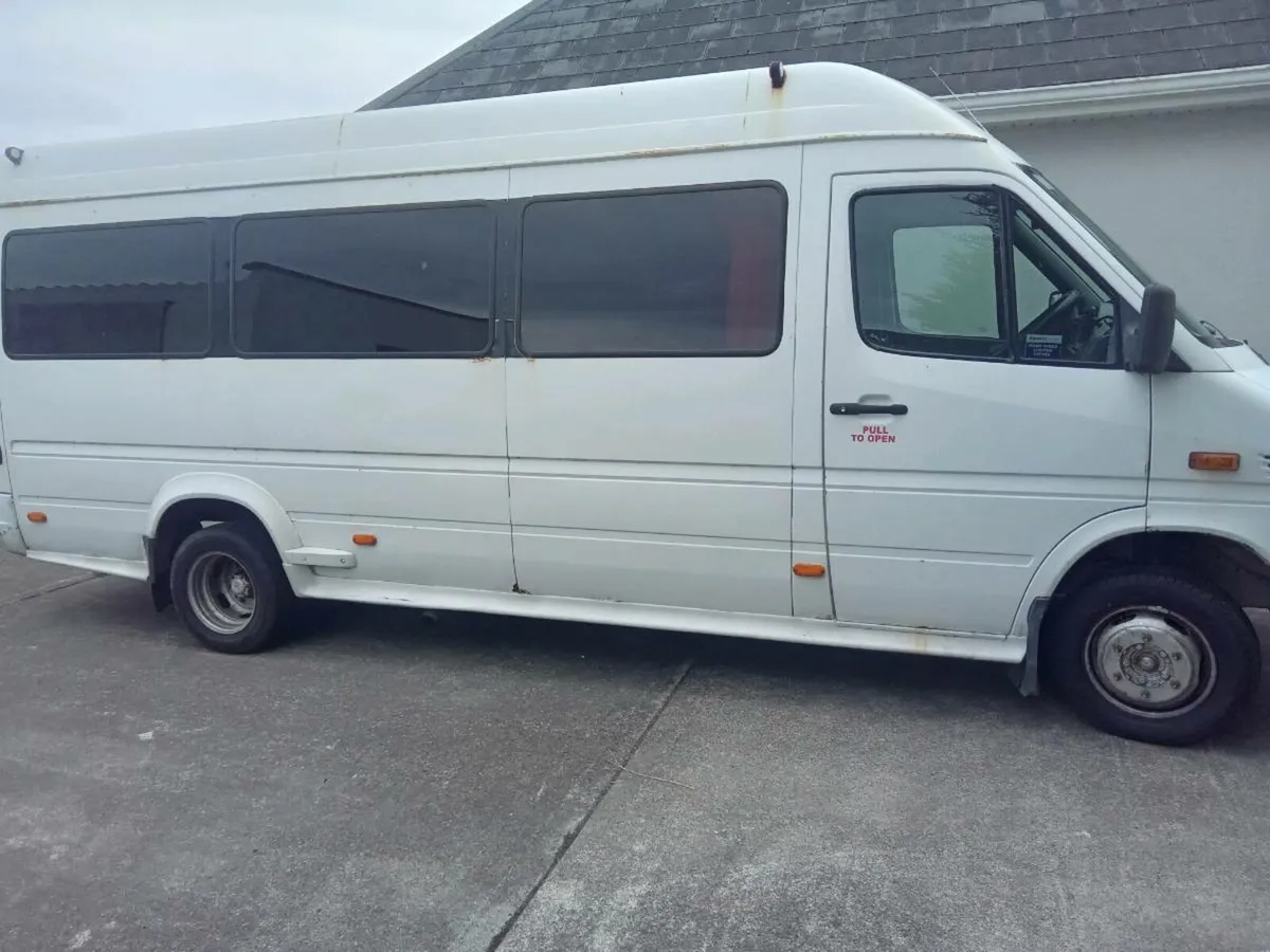 Campervan - Image 1