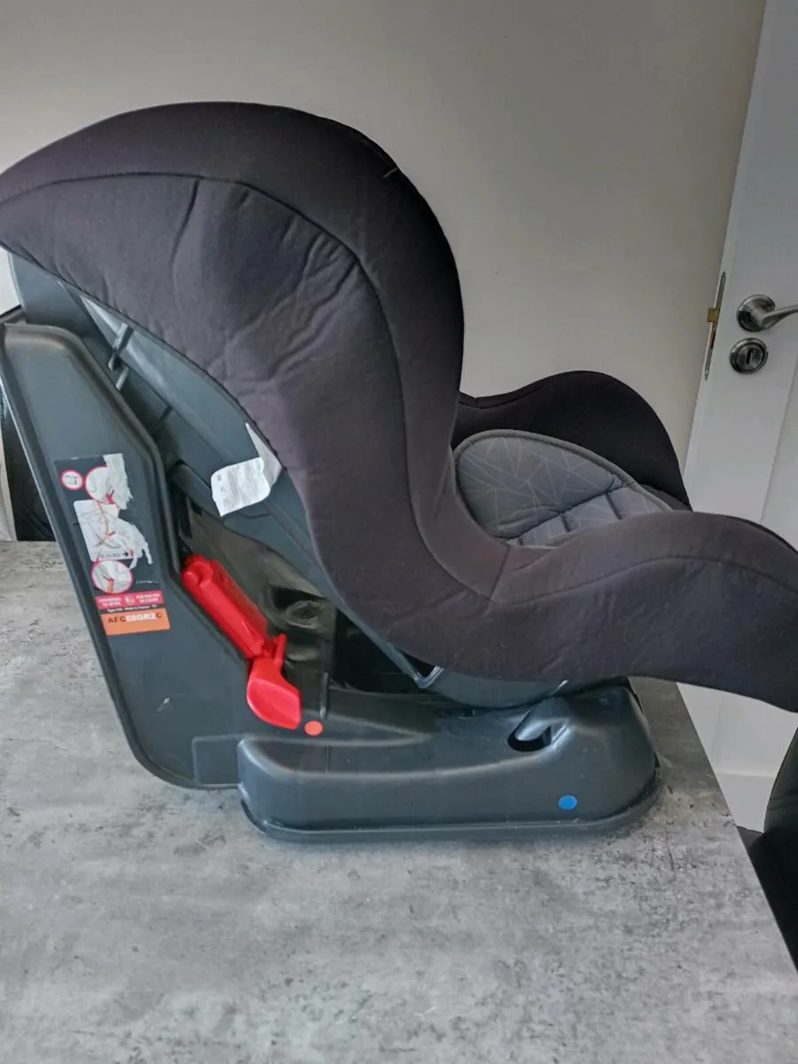 Nania kids car seat. - Image 4