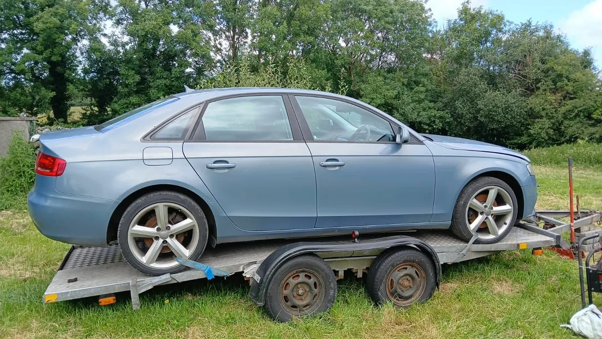 Audi A4 2010 - Image 4