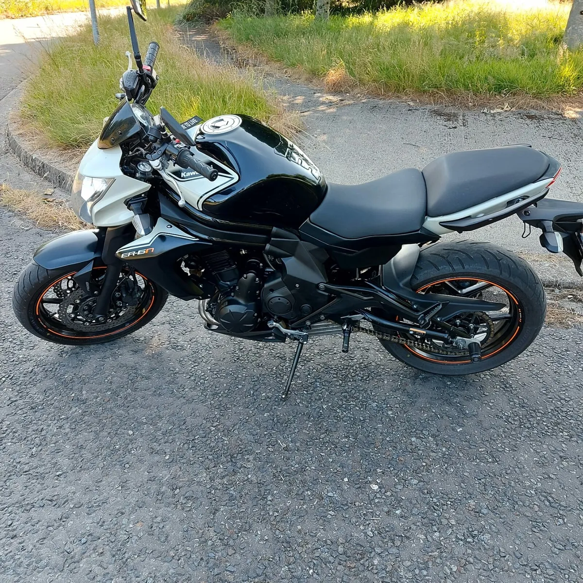 KAWASAKI ER6 - Image 4