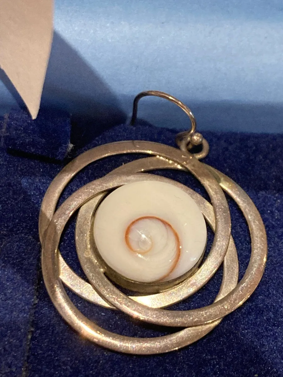 Sterling Silver  loop earrings, shell centre - Image 2