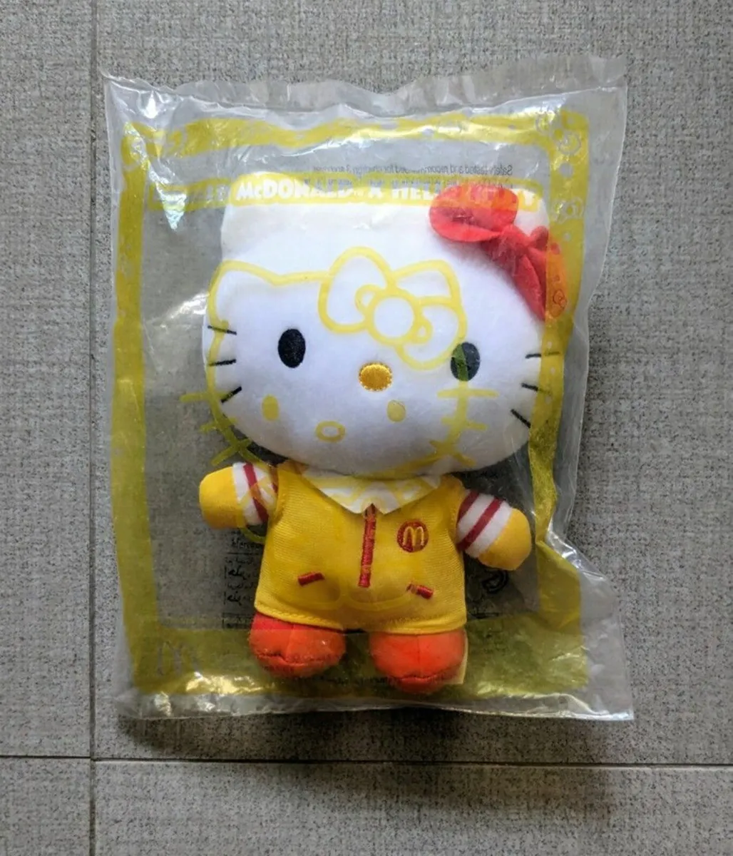 McDonald's Hello Kitty Crew Plush - Image 1
